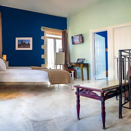 Teacher's House Traditional Maisonette Luxurious Renovated Near And Center